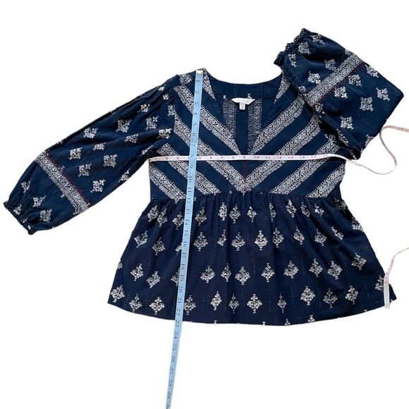 Lucky Brand 3/4 sleeve baby doll boho top, V-neck, navy blue red accents Sz XS - Picture 9 of 9